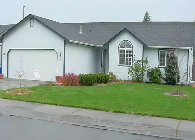 Property at 308 Genge St, Centralia, WA, 98531, 3 beds, 2 baths, [object Object]
