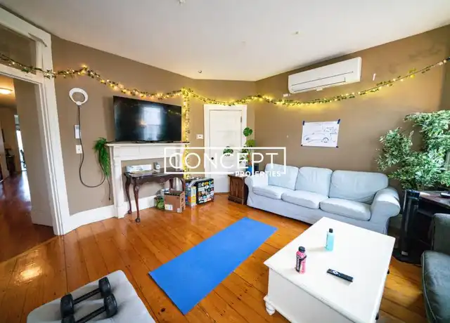 Property at 100 Calumet St, Boston, MA, 02120, 4 beds, 1 bath, [object Object]