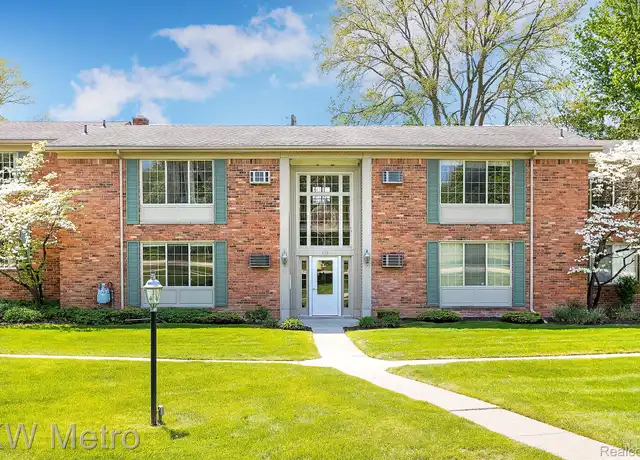 Property at 436 Romeo Rd #323, Rochester, MI, 48307, 1 bed, 1 bath, [object Object]