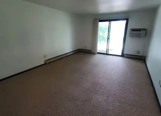 Property at 10500 W Fond du Lac Ave Unit 8, Milwaukee, WI, 53224, 2 beds, 1 bath, [object Object]