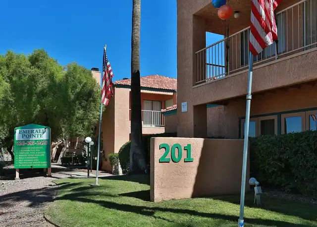 Property at Emerald Pointe Apartments - 201 S Camino Seco, Tucson, AZ, 85710, 1 bed, 1 bath, [object Object]