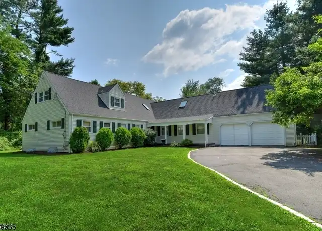 Property at 10 Jensen Ct, Chatham, NJ, 07928, 5 beds, 4.5 baths, [object Object]