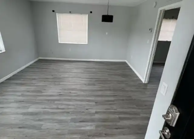 Property at 13108 Leisurewood Pl #206, Tampa, FL, 33612, 1 bed, 1 bath, [object Object]