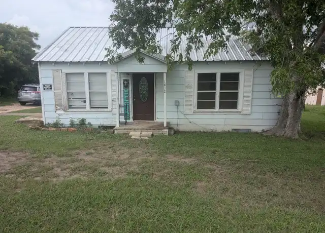 Property at 1812 E Young Ave, Temple, TX, 76501, 3 beds, 1 bath, [object Object]