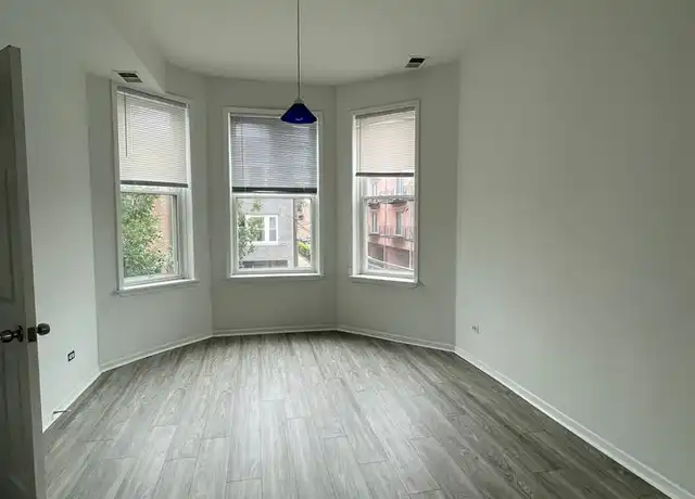 Property at 2346 W Taylor St Unit 2F, Chicago, IL, 60612, 2 beds, 1 bath, [object Object]