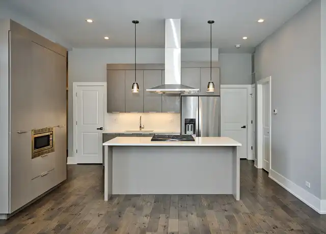 Property at 1752 W 18th Pl Unit 2N, Chicago, IL, 60608, 3 beds, 2 baths, [object Object]