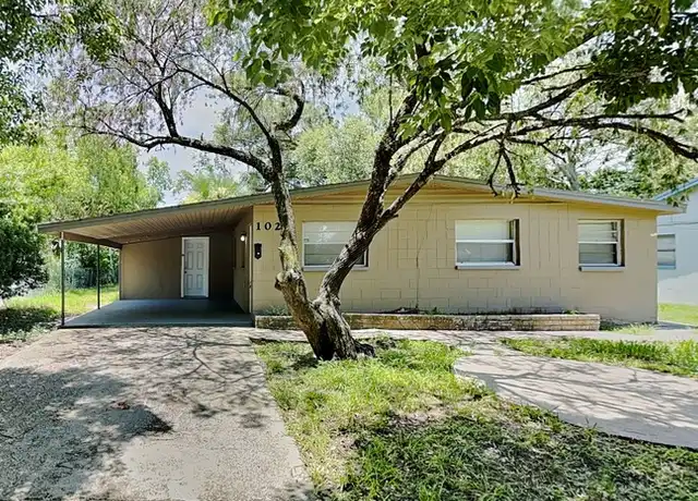 Property at 1020 Lincoln Ter, Winter Garden, FL, 34787, 3 beds, 1 bath, [object Object]
