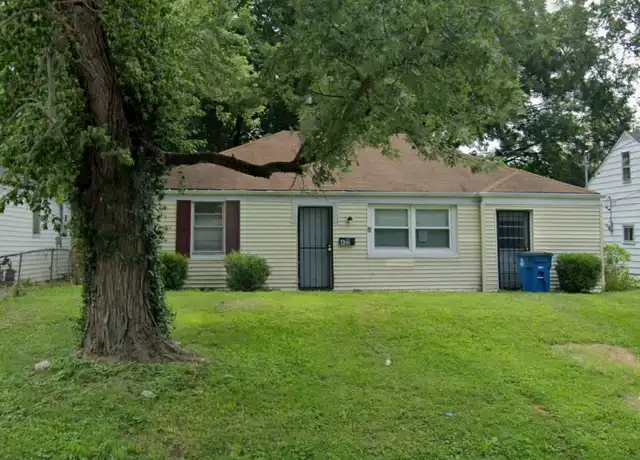 Property at 430 Scenic Dr, Saint Louis, MO, 63137, 3 beds, 1 bath, [object Object]