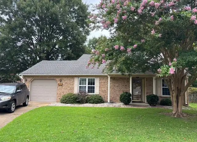 Property at 2000 Ealing Cres, Virginia Beach, VA, 23454, 4 beds, 2 baths, [object Object]