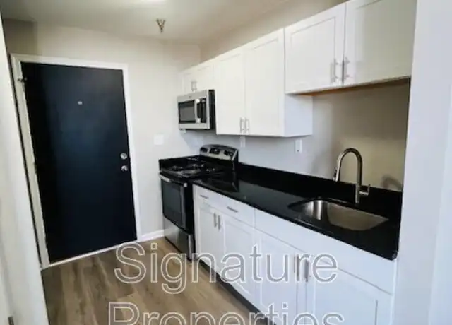 Property at 22 Bollingbrook St Unit 3D, Petersburg, VA, 23803, 1 bed, 1 bath, [object Object]