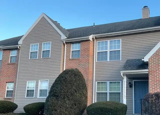 Property at 905 Christopher Dr, Reading, PA, 19610, 2 beds, 1.5 baths, [object Object]