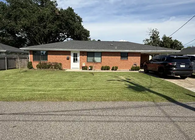 Property at 322 Pine St, Norco, LA, 70079, 3 beds, 2 baths, [object Object]