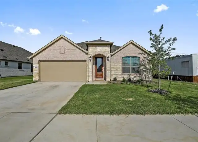 Property at 2604 Dancing Flame Dr, Denton, TX, 76201, 4 beds, 2 baths, [object Object]