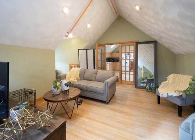 Photo of 24 Main St Unit 3, North Andover, MA 01845