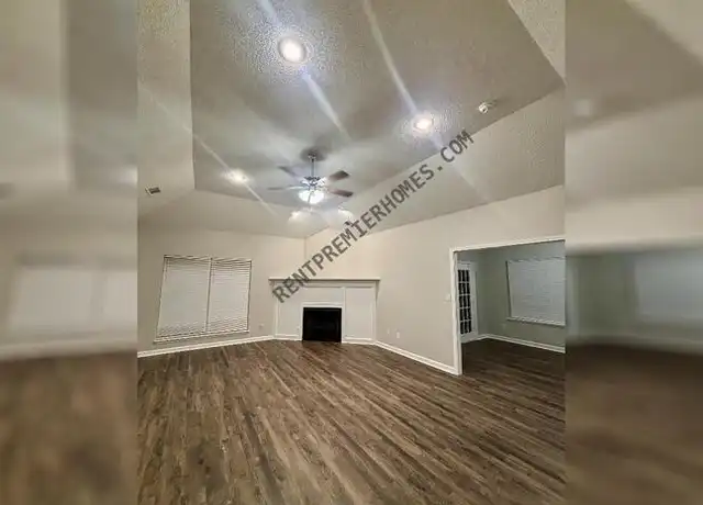 Property at 9 Summer Ridge Ct, Little Rock, AR, 72211, 3 beds, 2 baths, [object Object]