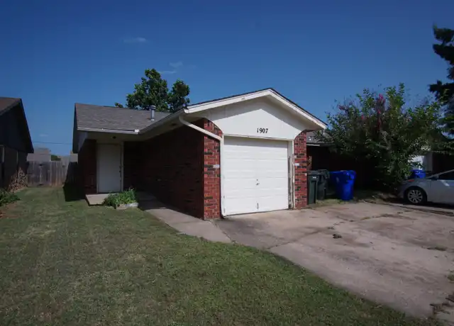 Property at 1907 23rd Ave SE, Norman, OK, 73071, 2 beds, 1 bath, [object Object]