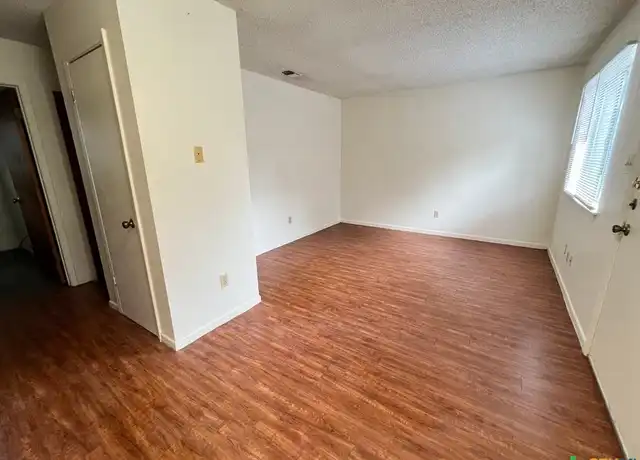 Property at 511 W Hutchison St Unit A, San Marcos, TX, 78666, 2 beds, 1 bath, [object Object]