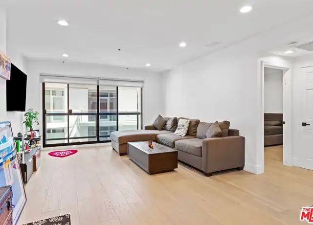 Property at 10724 Wilshire Blvd #503, Los Angeles, CA, 90024, 1 bed, 2 baths, [object Object]