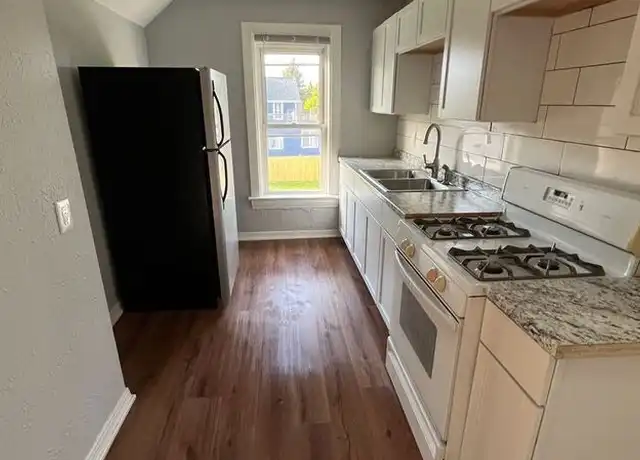 Property at 3533 Douglas Ave, Racine, WI, 53402, 2 beds, 1 bath, [object Object]