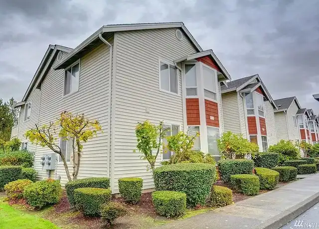 Property at 800 96th Ave NE Unit E201, Lake Stevens, WA, 98258, 3 beds, 2 baths, [object Object]