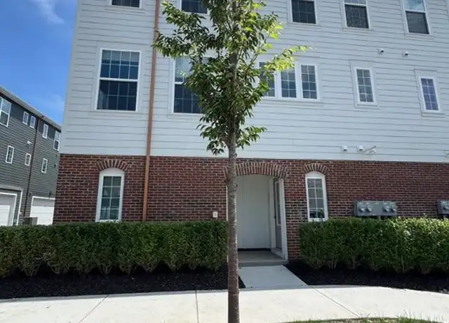 Property at 607 Carlton Ln, Cranberry Twp, PA, 16066, 3 beds, 2.5 baths, [object Object]