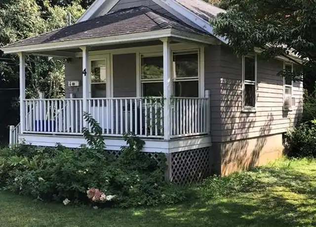 Property at 4 Maple Ave, Pawcatuck, CT, 06379, 1 bed, 1 bath, [object Object]