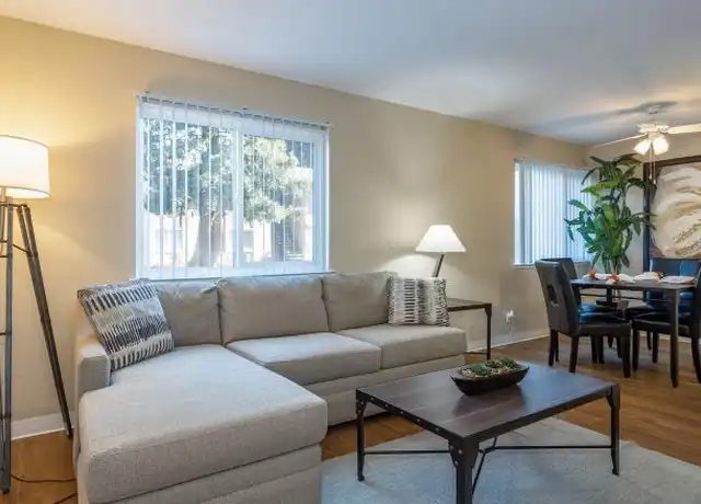 Property at 808 W 2nd Ave, Chico, CA, 95926, 2 beds, 1 bath, [object Object]