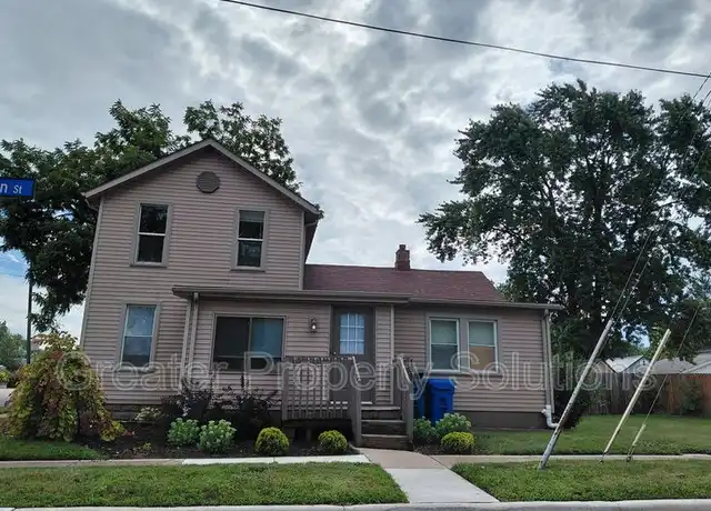 Property at 158 N Union St Unit A, Crown Point, IN, 46307, 3 beds, 1 bath, [object Object]