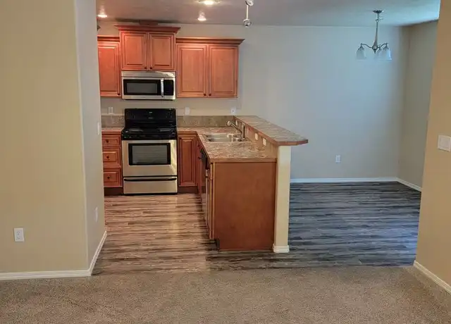 Property at 923 E Dewey Ave Unit 915, Nampa, ID, 83686, 3 beds, 2.5 baths, [object Object]