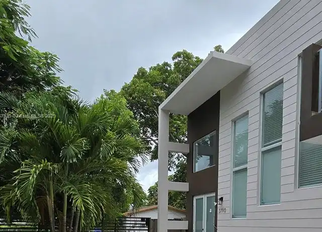Property at 3790 Oak Ave, Miami, FL, 33133, 3 beds, 3 baths, [object Object]