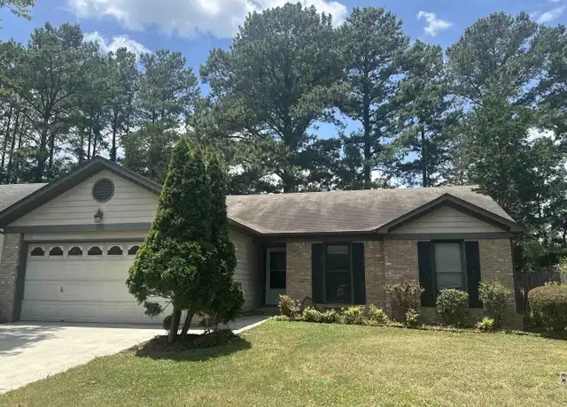 Property at 136 Hollington Dr NE, Huntsville, AL, 35811, 3 beds, 2 baths, [object Object]