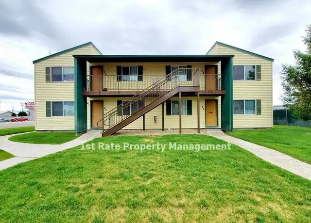 Property at 33 SW 7th Ave, Meridian, ID, 83642, 2 beds, 1 bath, [object Object]