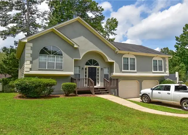 Property at 2582 Candler Way SW, Marietta, GA, 30064, 2 beds, 1 bath, [object Object]