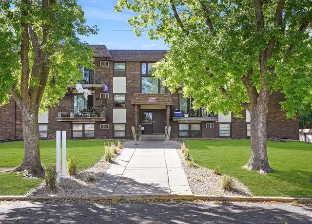 Property at Kings Manor - 4309 Rhode Island Ave N, New Hope, MN, 55428, 0-2 beds, 1 bath, [object Object]