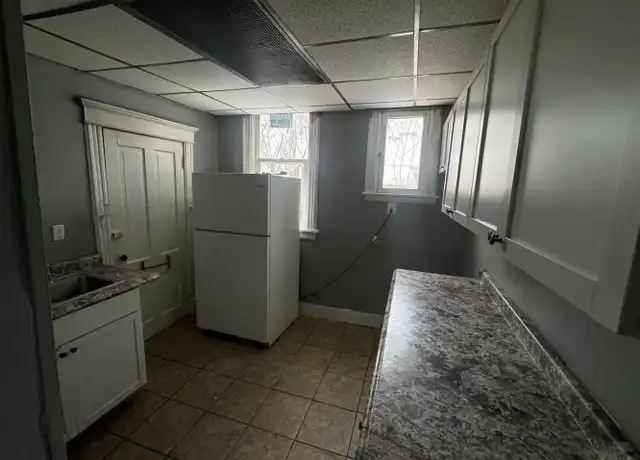 Property at 727 California Ave, South Bend, IN, 46616, 2 beds, 1 bath, [object Object]