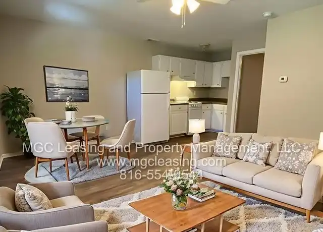 Property at 309 SE Grand Ave Unit 4, Lee's Summit, MO, 64063, 1 bed, 1 bath, [object Object]