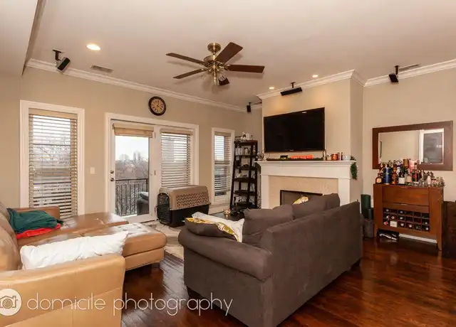 Property at 409 W North Ave, Chicago, IL, 60610, 3 beds, 2 baths, [object Object]