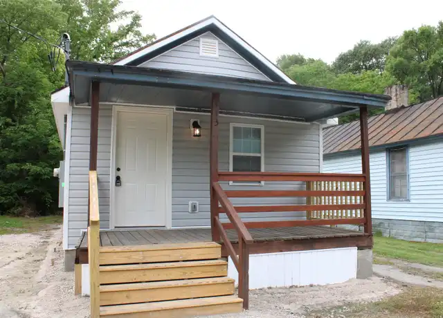 Property at 113 East St E, Wilson, NC, 27893, 2 beds, 1 bath, [object Object]