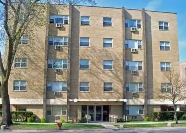 Property at 7616 S. Shore Drive - 7616 S South Shore Dr, Chicago, IL, 60649, 0-1 beds, 1 bath, [object Object]