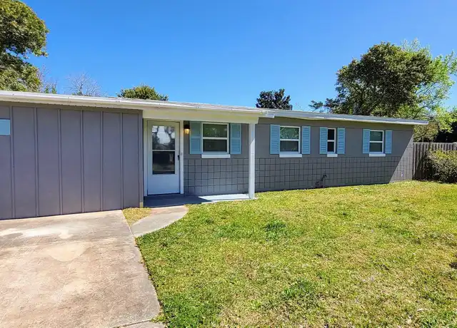 Property at 325 Royal Palms Dr, Atlantic Beach, FL, 32233, 4 beds, 1.5 baths, [object Object]