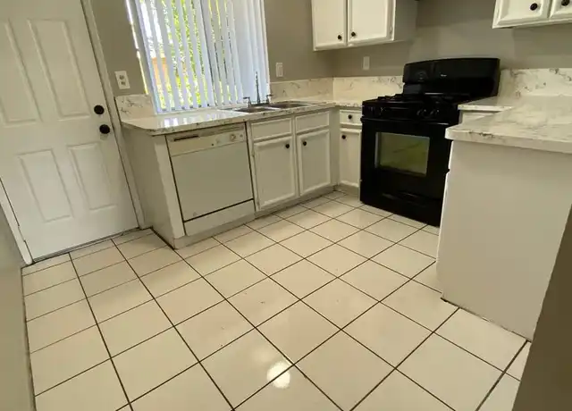 Property at 1542 E 8th St Unit 3, Ontario, CA, 91764, 2 beds, 1 bath, [object Object]