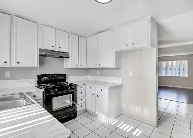 Property at 1542 E 8th St Unit 3, Ontario, CA, 91764, 2 beds, 1 bath, [object Object]