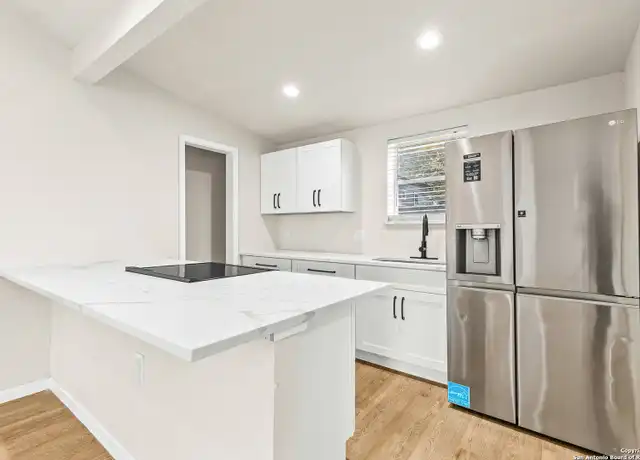 Property at 207 Alvarez Pl Unit 2, San Antonio, TX, 78204, 1 bed, 1 bath, [object Object]