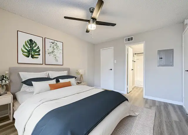 Photo of 6051 S Hulen St, Fort Worth, TX 76132
