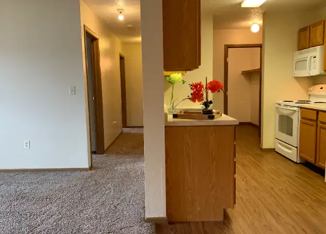 Property at 1415 14th Ave E Unit 9, West Fargo, ND, 58078, 2 beds, 1 bath, [object Object]