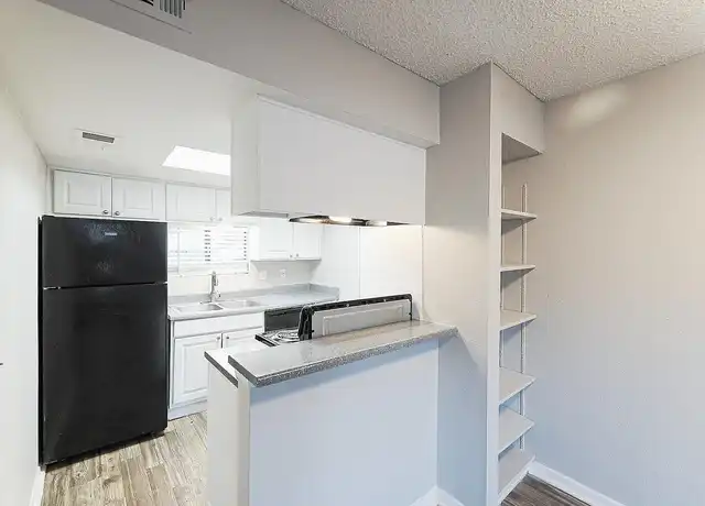 Property at Lark Apartments - 1401 Patricia, San Antonio, TX, 78213, 1-2 bed, 1-2 bath, [object Object]