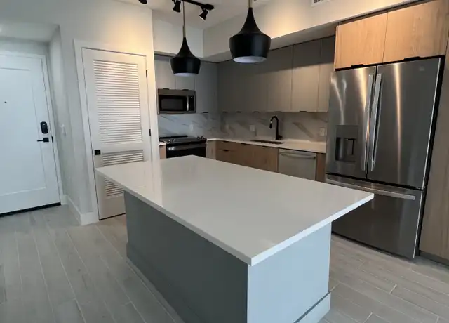 Property at 2851 Point East Dr Unit 432, Aventura, FL, 33160, 1 bed, 1 bath, [object Object]