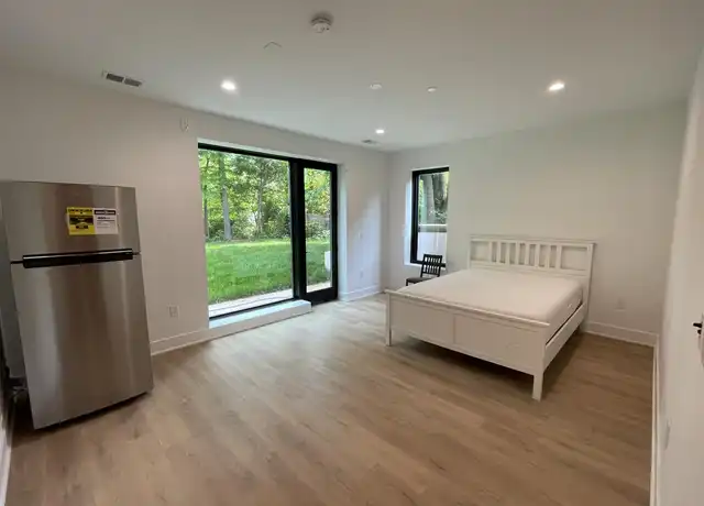 Property at 6905 Granby St Unit B, Bethesda, MD, 20817, 1 bed, 1 bath, [object Object]