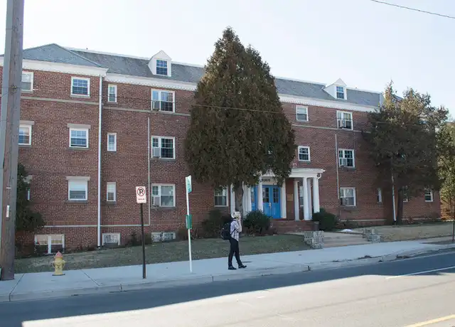Property at 2300 Washington Blvd, Arlington, VA, 22201, 2 beds, 1 bath, [object Object]