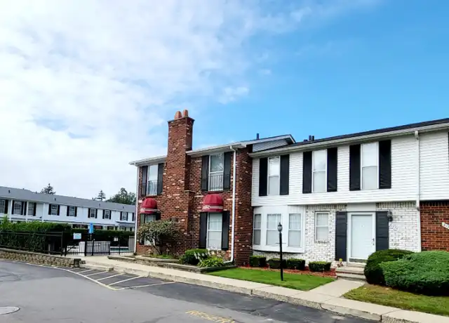 Property at 21771 Hidden Rivers Dr N, Southfield, MI, 48075, 1 bed, 1 bath, [object Object]